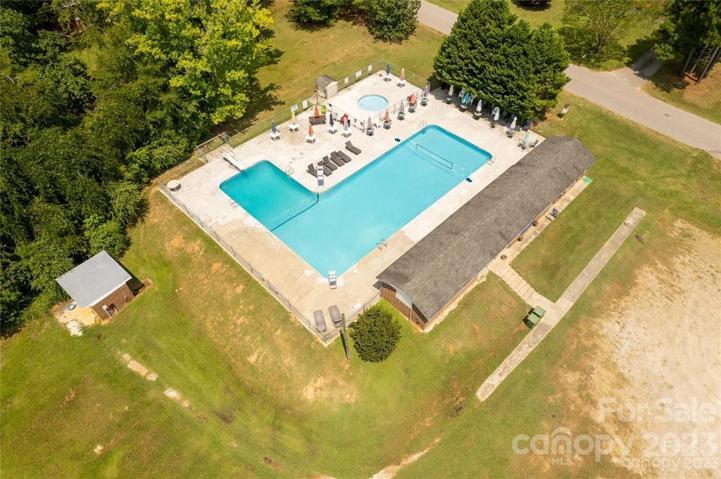 Another view of pool & area.