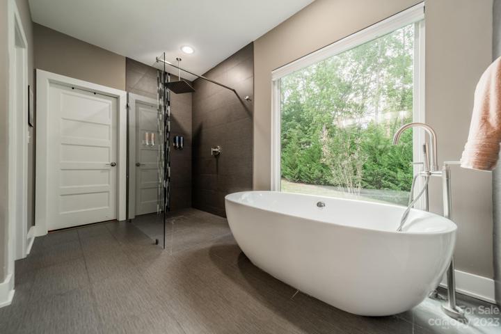 Soak and enjoy the view of nature.