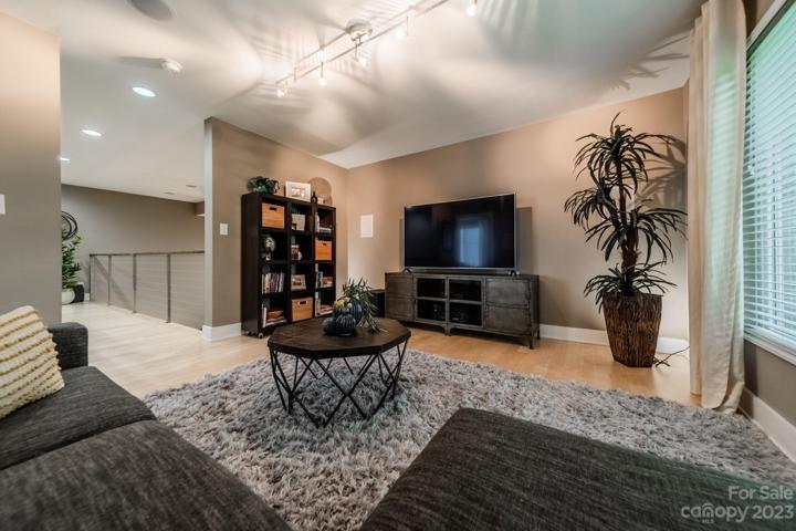 Loft area upstairs
