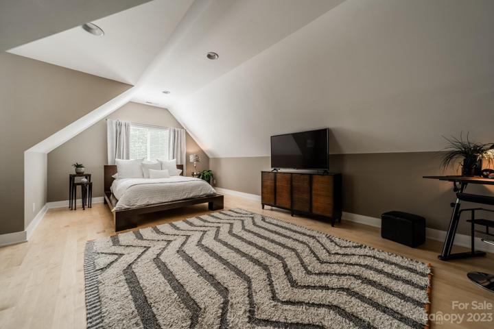 Bonus Room upstairs