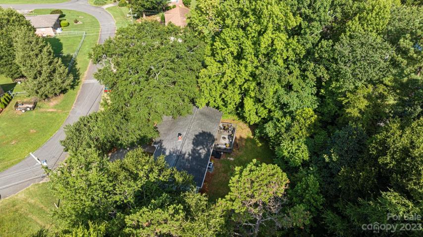 360 ariel view. Turns out, the best way to unwind is to unplug in your private oasis.