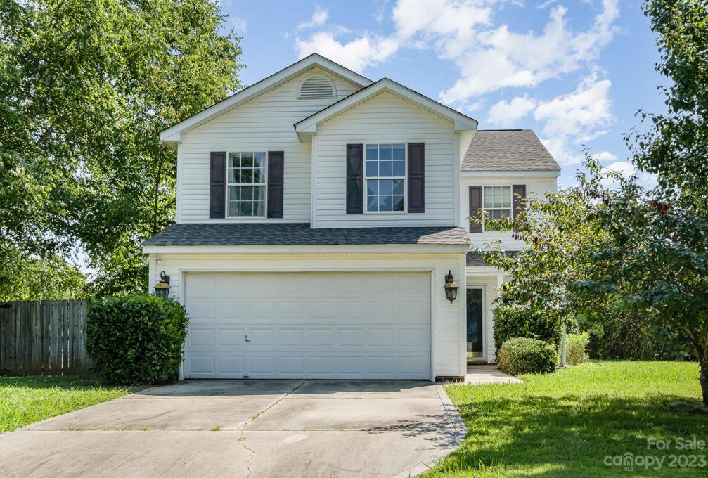 Welcome home to 4728 Aldersbrook Dr