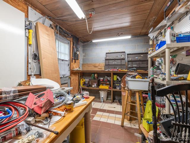 Basement Storage area / workshop