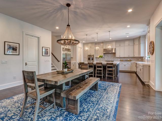 Kitchen - Eating Area