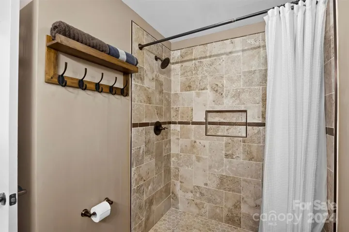 new walk-in shower, jack-n-jill