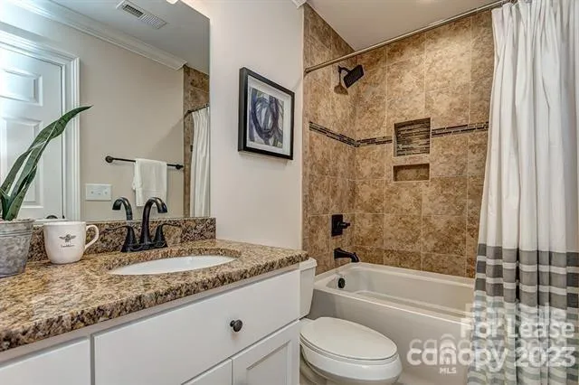 Bedroom 2-bath