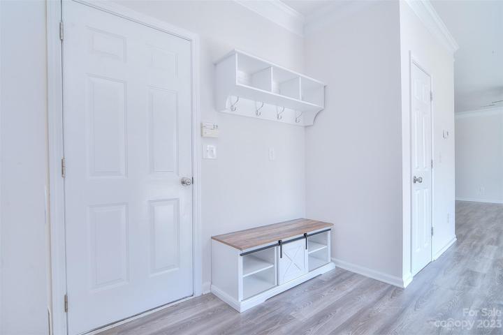 The drop zone is a practical and stylish area to handle your belongings as you come and go through the garage.