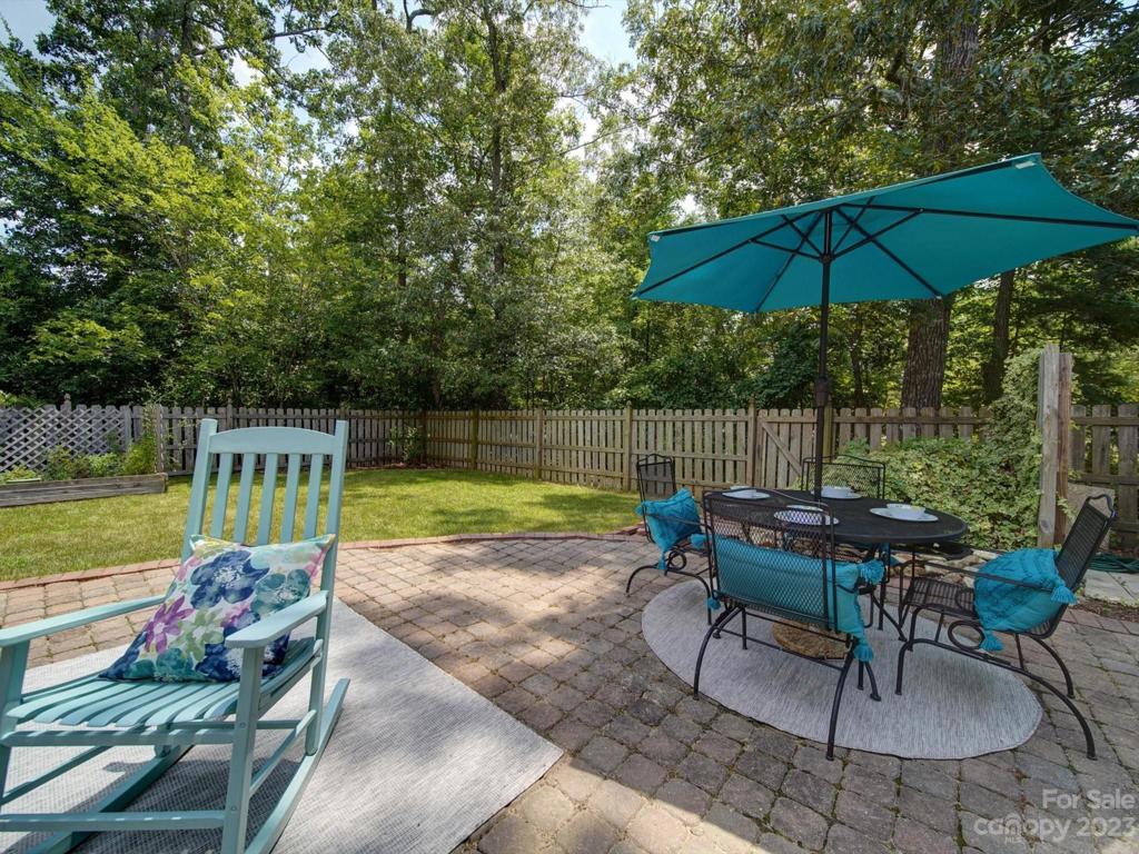 This corner lots boasts a treed side yard and treed rear yard so you have an abundance of privacy and separation from most neighbors!