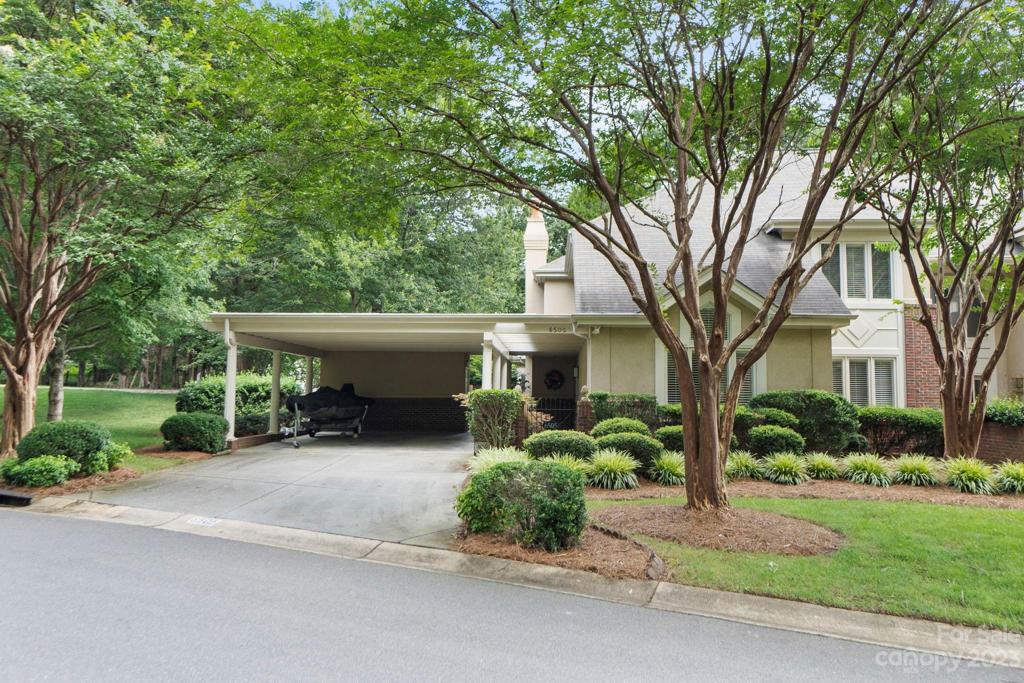 Welcome to your serene, private townhome in Villas at Summerlake