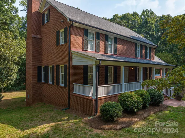 1122 General Hoke -