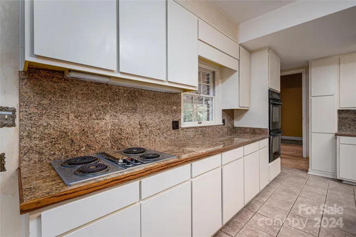 1122 General Hoke -
