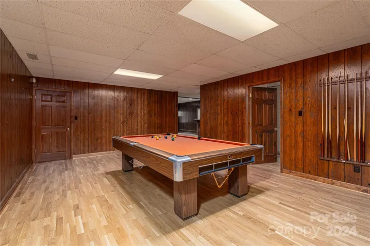 1122 General Hoke - Basement