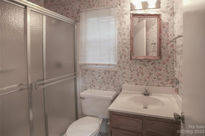 Owners suite bathroom