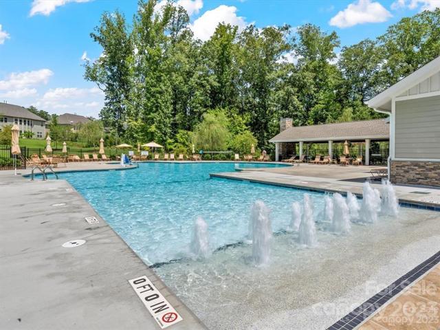 Awesome community pool!