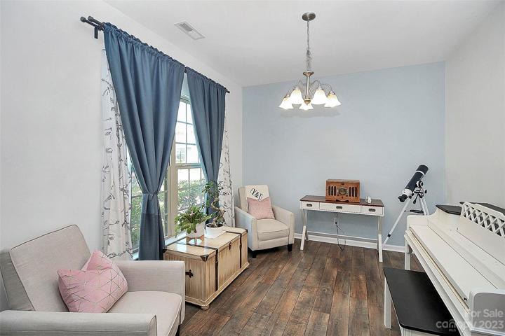 Dining room, office, playroom?  So many options!