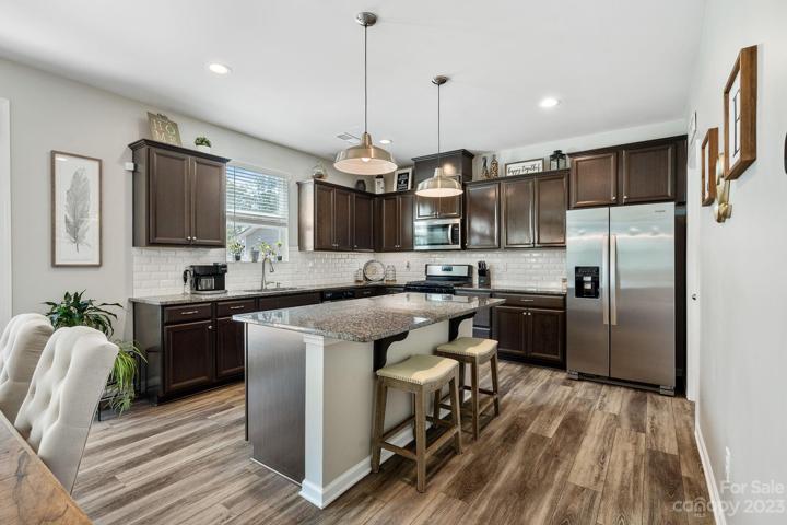 Kitchen with island