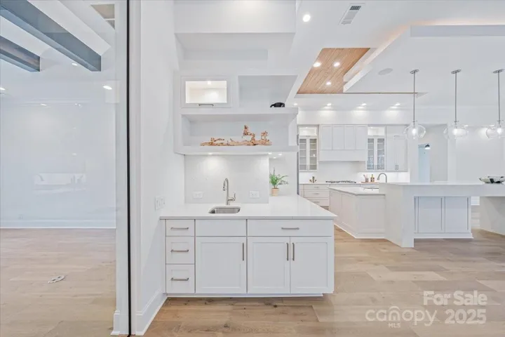 Great Room Wet Bar and Kitchen