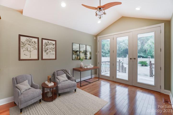 Virtual Staging