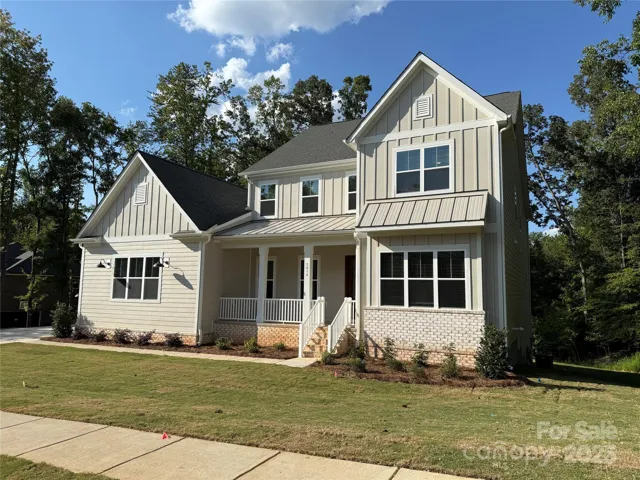 Hampton Exterior