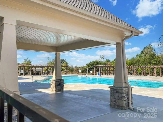 Community pool