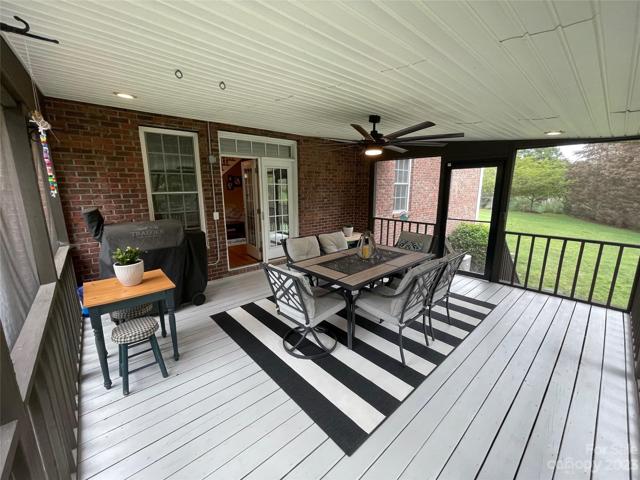 Imagine entertaining on your huge 288 square foot screened-in porch with sloped ceiling and a massive ceiling fan for cooling. A great place to relax and have your morning coffee, or have a party with friends and family....