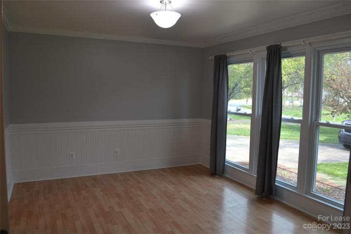 Dining room table