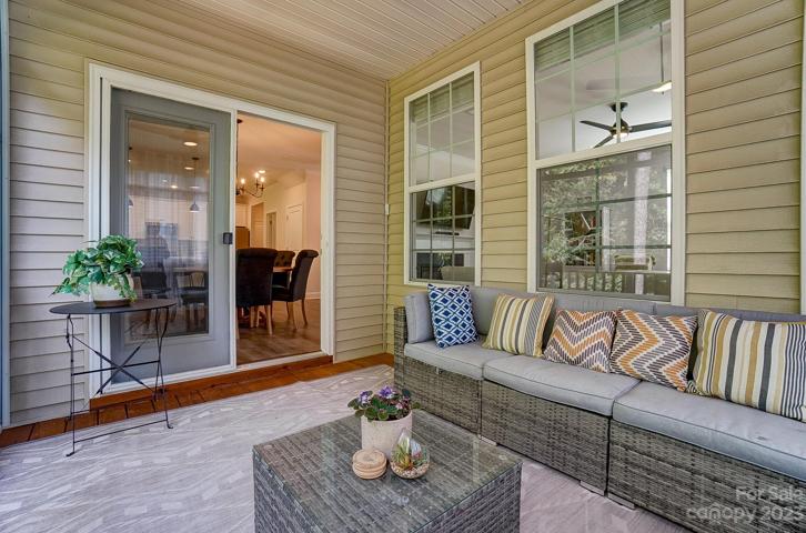 Main level screened in porch