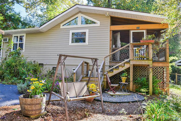 Guest cabin