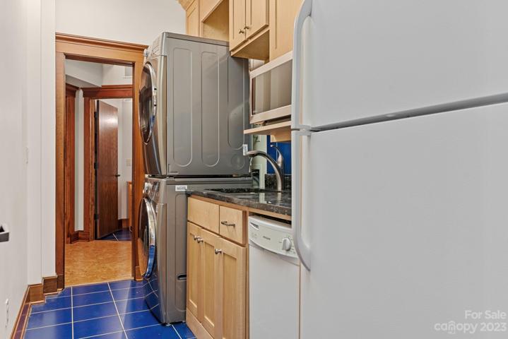 Laundry and kitchenette