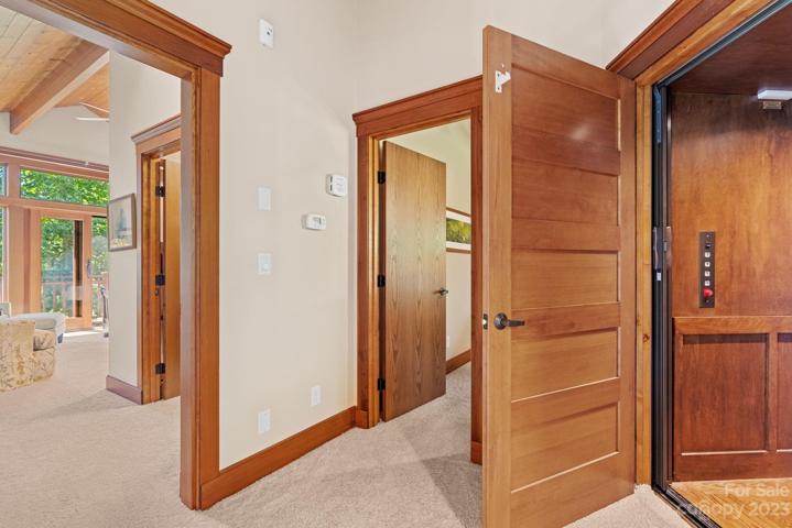 Elevator: Upper Level