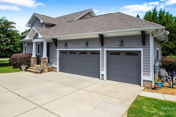 3 Car Side Entry Garage - 111 Swayne Dr, Mooresville, NC 28117 - The Point