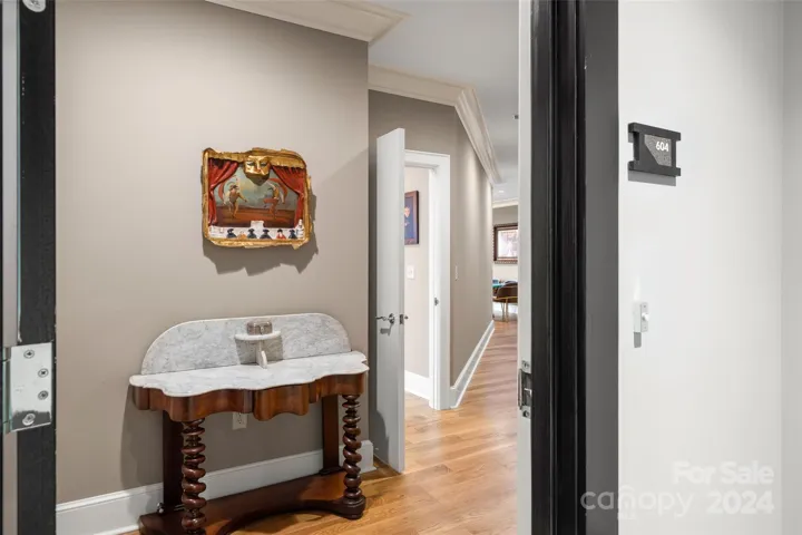 Entrance into Unit 604