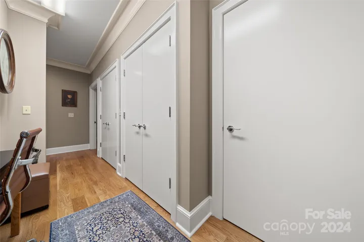 And a huge walk-in closet for even more storage.