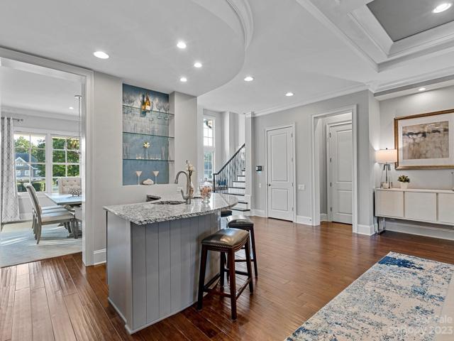 Wet bar