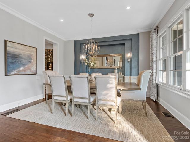 Formal Dinning room