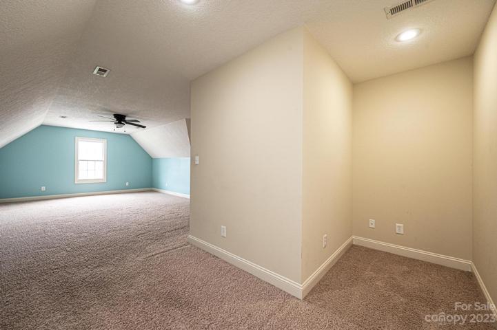 Upstairs BR/Bonus Rm