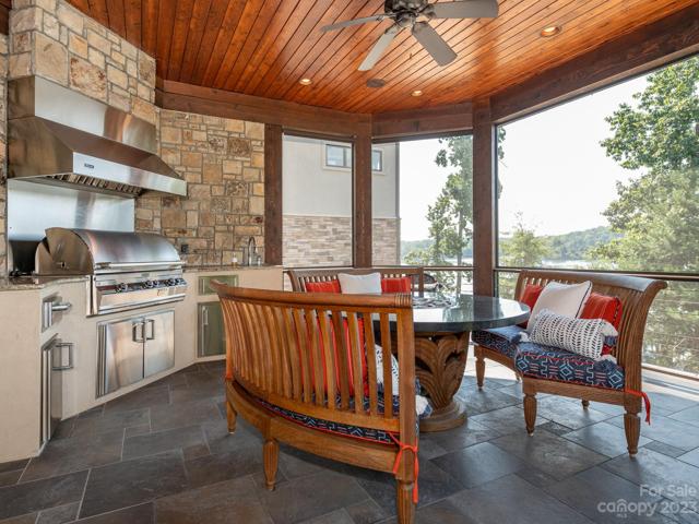 Screened Porch off of Kitchen and Breakfast Room