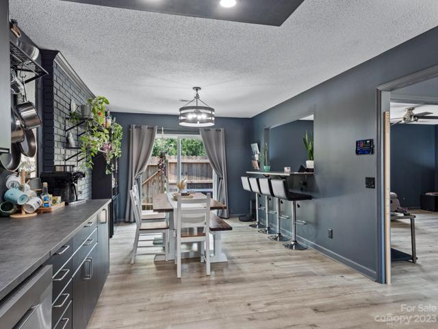 Kitchen/Dining
