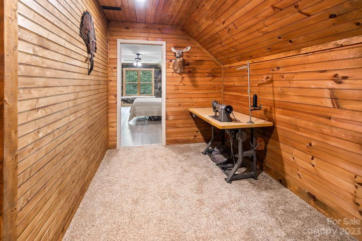 Sitting area, craft room or private office located off the primary bedroom