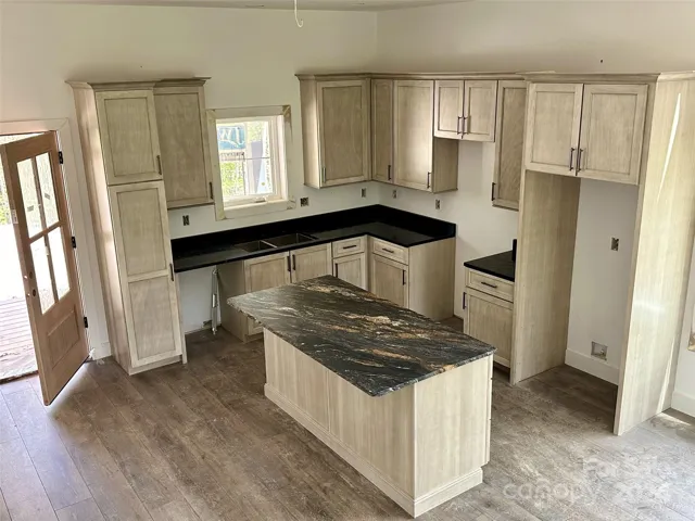 custom-quality kitchen