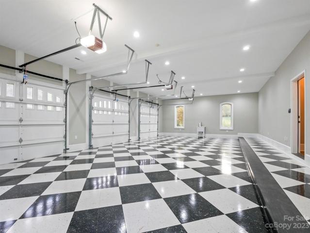 3-car garage
