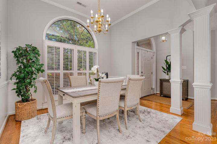 Entryway opens up to family room and dining area.