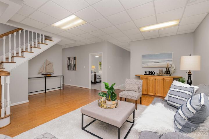 Lower-level serves as a second living quarters, perfect for hosting, or multi-generational needs.