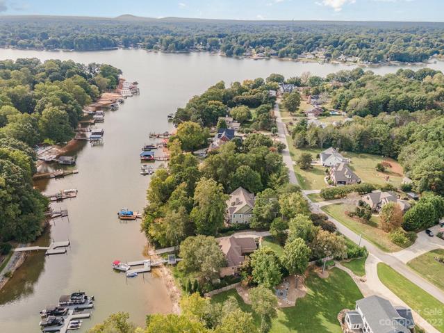 Cove-side Lake Norman living offers just enough privacy from the busy main channel!