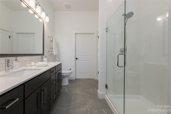 Primary En-Suite with double sinks