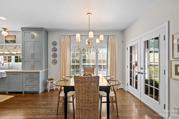 Gorgeous dining area with access to a screened-in porch