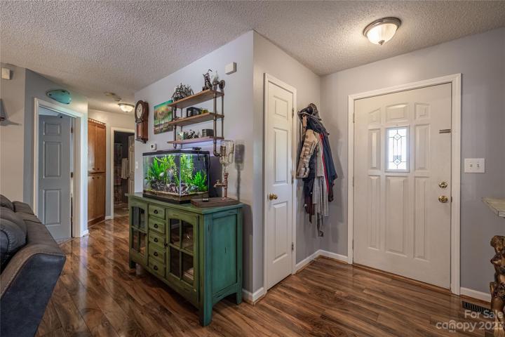 Front Entry Foyer/Hall View