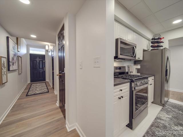 Entryway leading into kitchen
