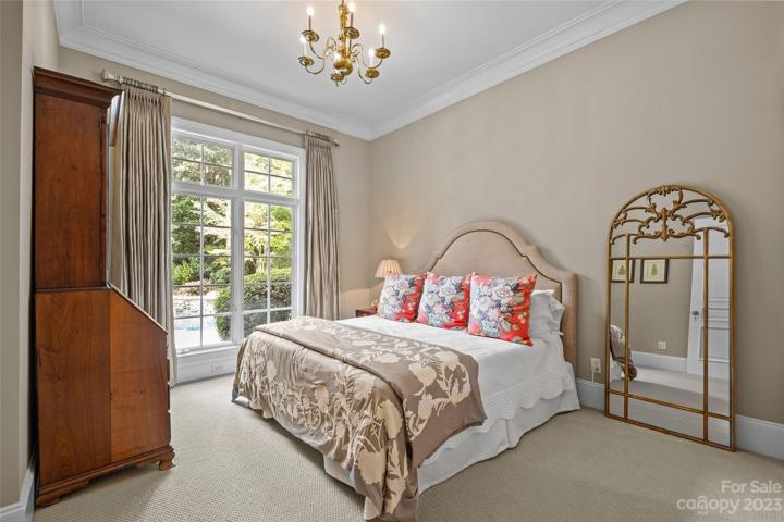 Main floor guest suite.