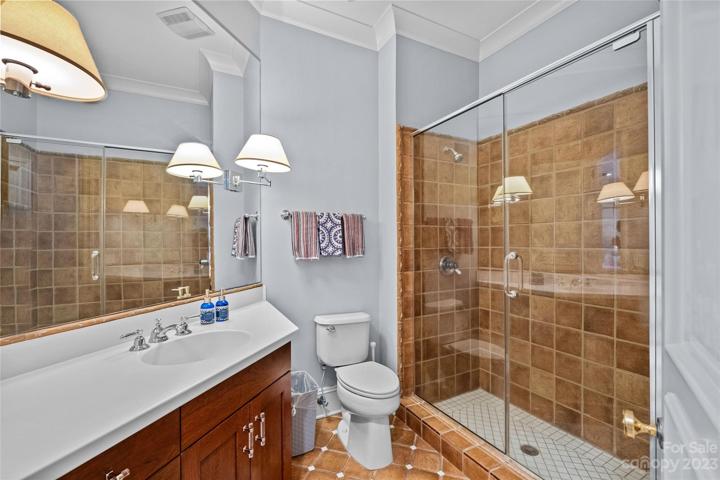 All upper level secondary bedrooms include ensuite bathrooms & walk-in closets.